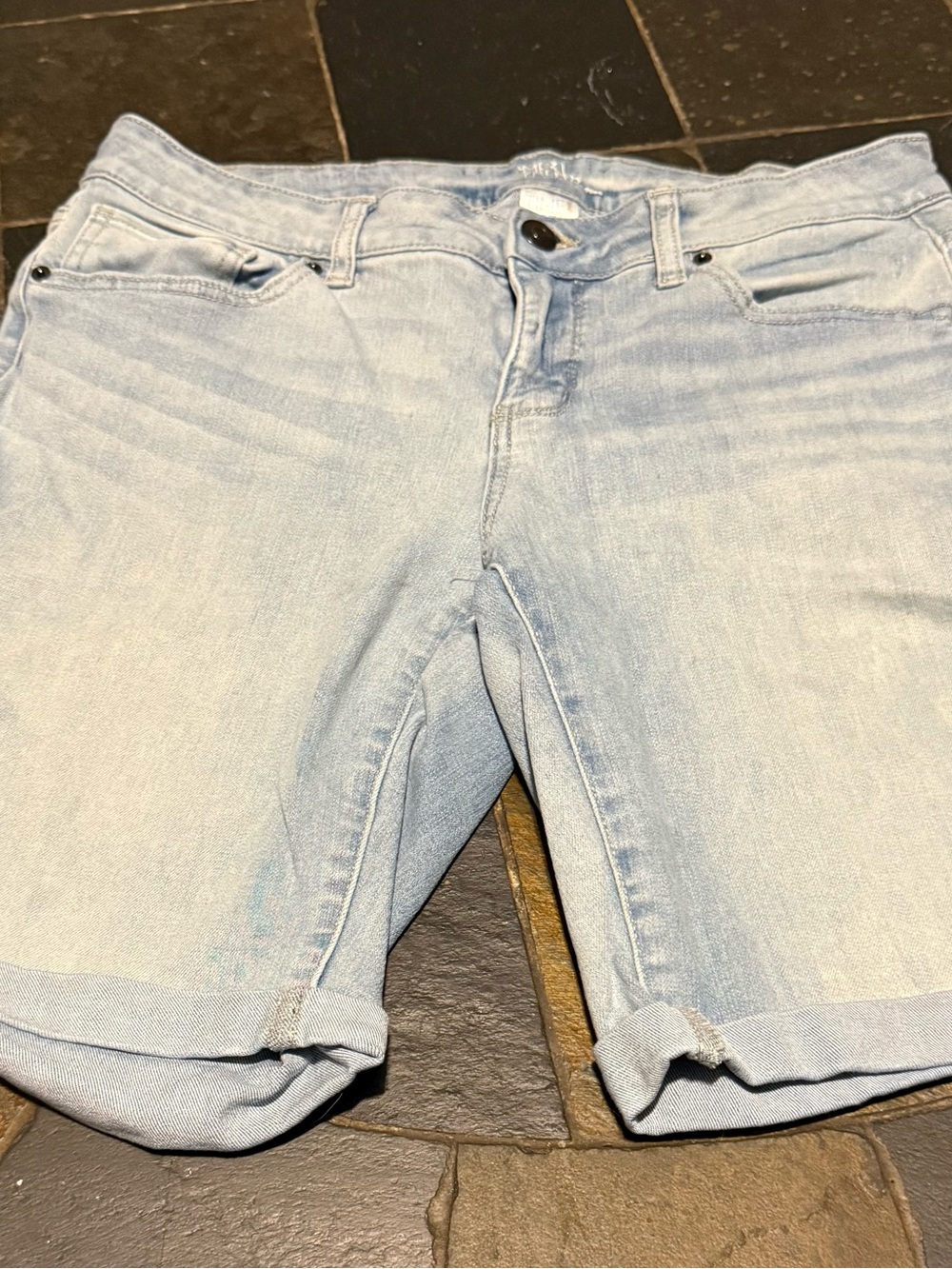 Time and Tru Light Wash Denim Roll-Hem Shorts